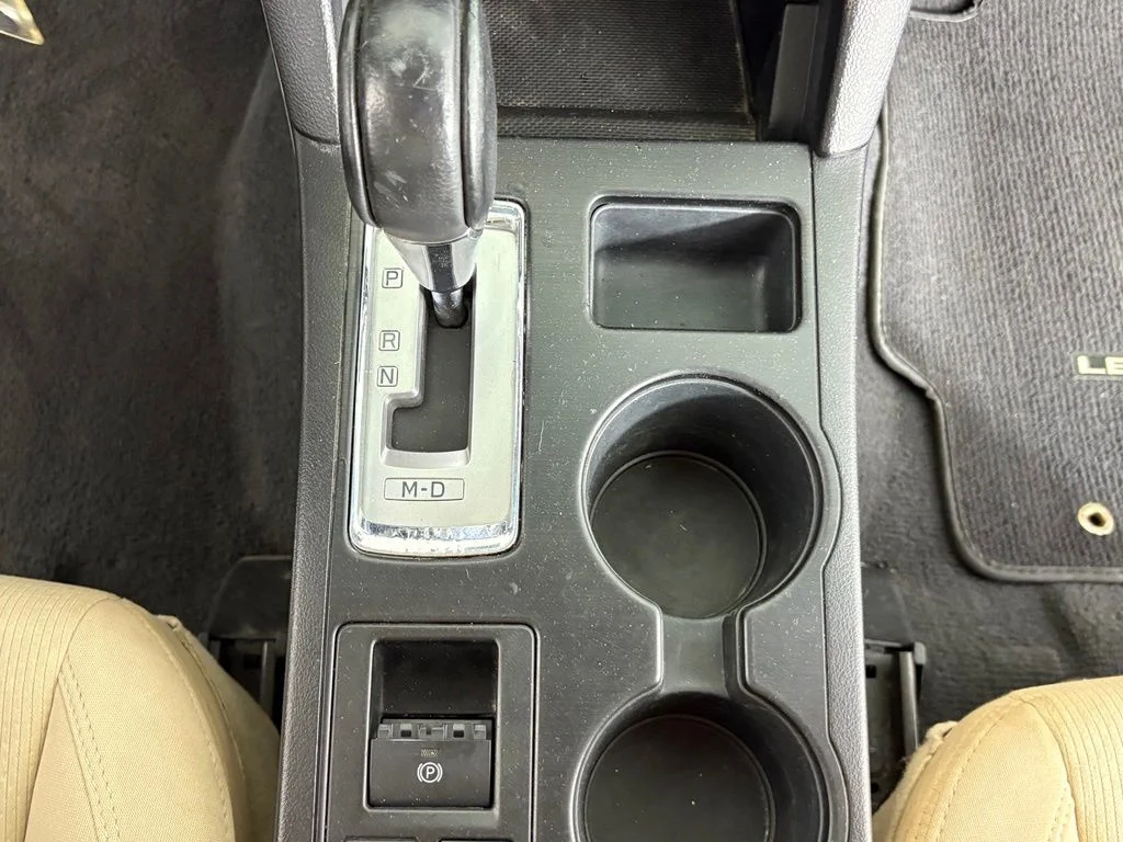 Used 2018 Gray Subaru 2.5i image 25