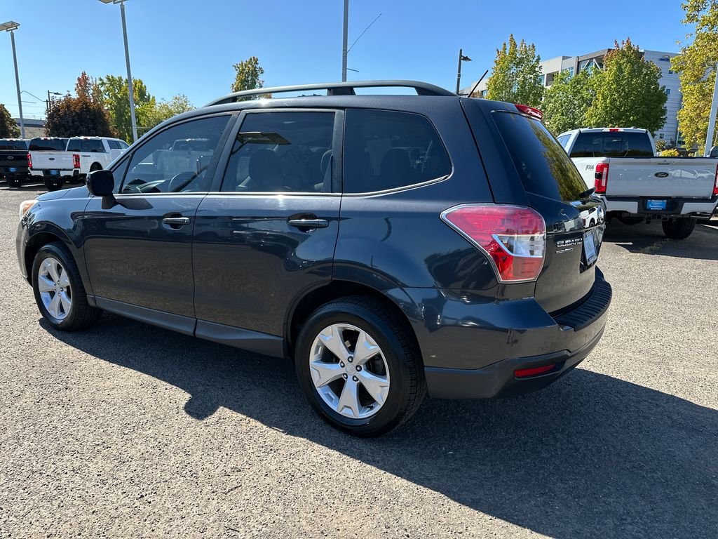 Used 2015 Gray Subaru 2.5i Premium image 4