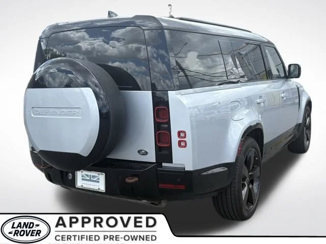 Certified Used 2023 Silver Land Rover X-Dynamic SE image 8