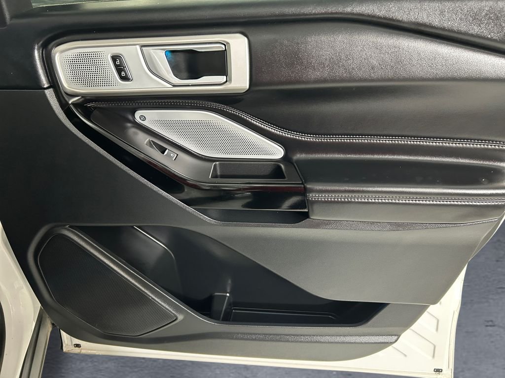 Used 2023 White Ford Platinum image 15