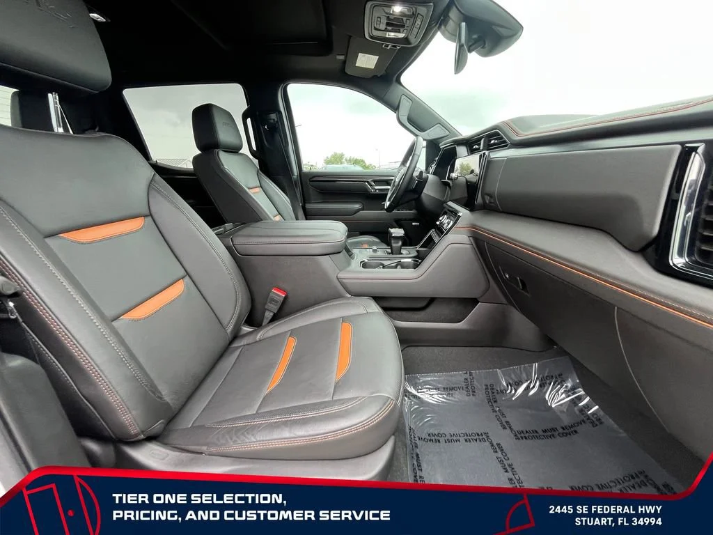 Used 2025 Summit White GMC AT4 image 20