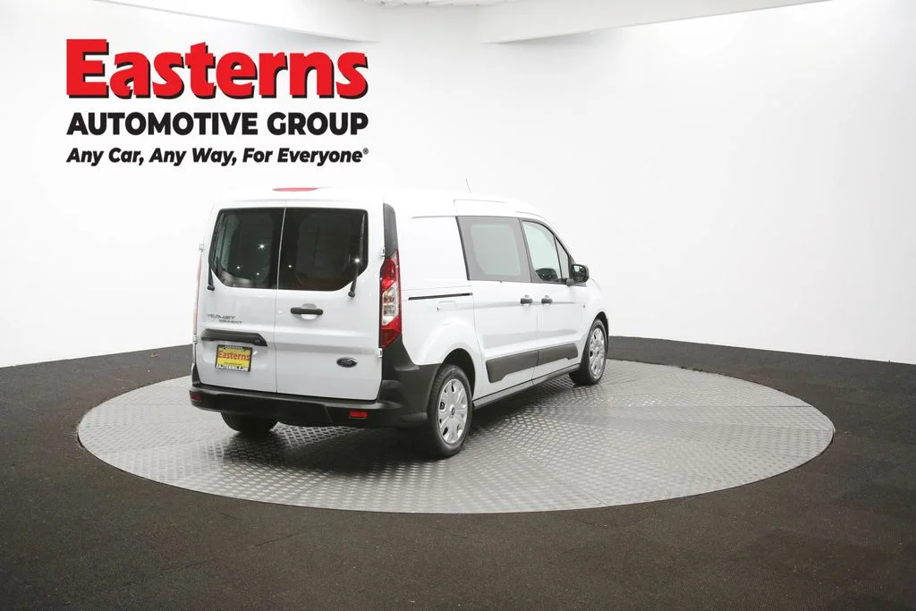 Used 2021 White Ford XL image 39