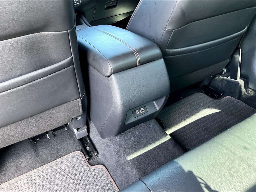 Used 2020 Black Nissan 2.5 SR image 11