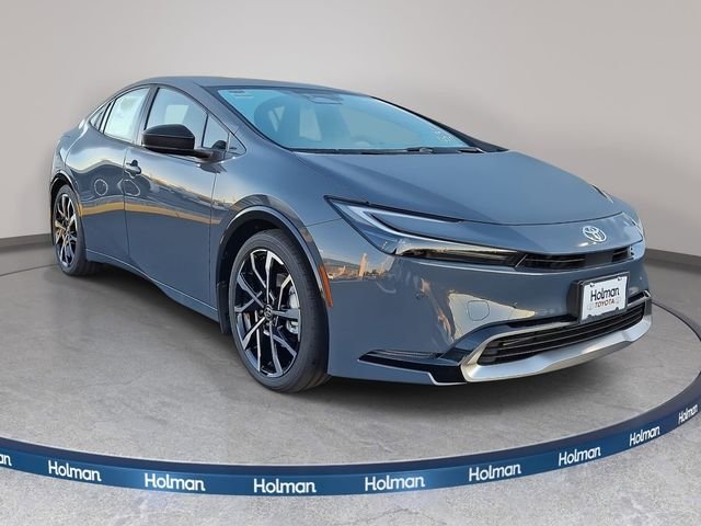 New 2026 Guardian Gray Toyota XSE image 2