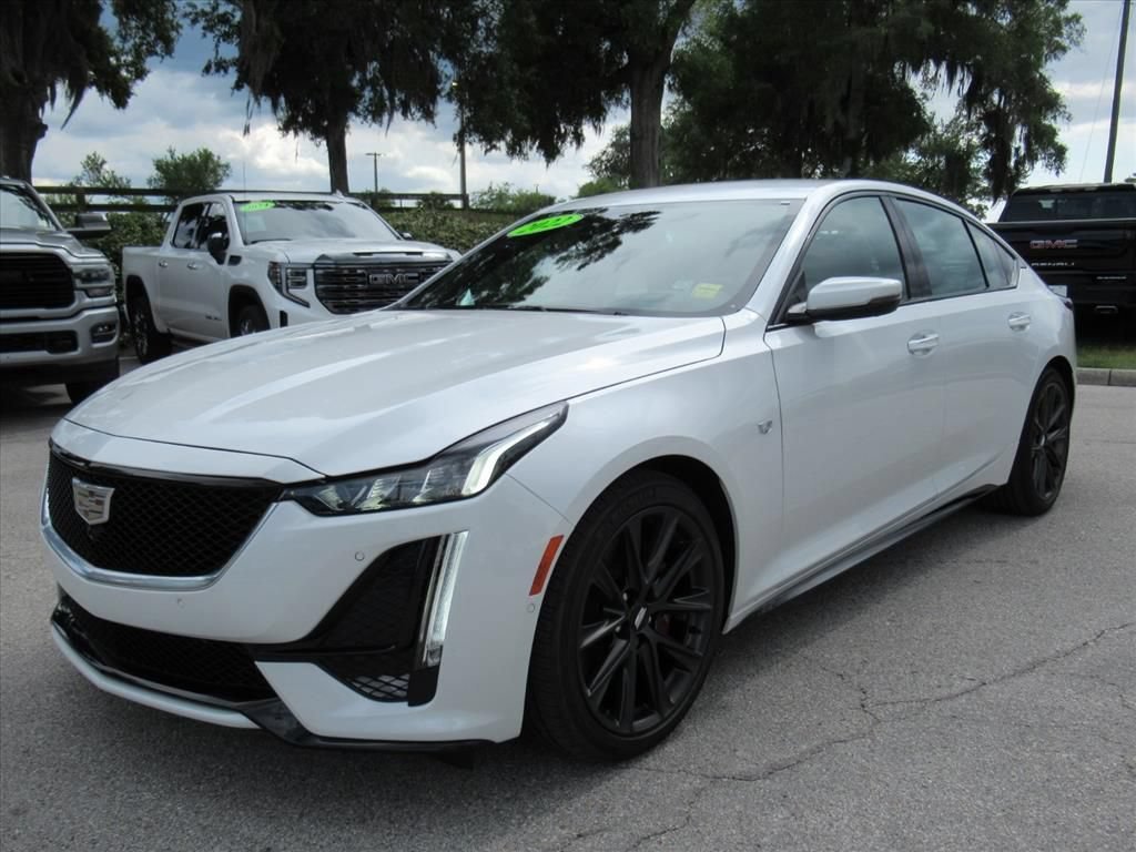 Used 2022 Crystal White Tricoat Cadillac Sport image 3