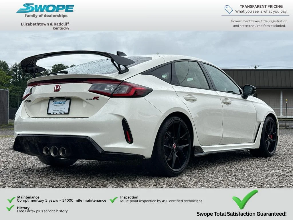 Used 2025 Championship White Honda Base image 3