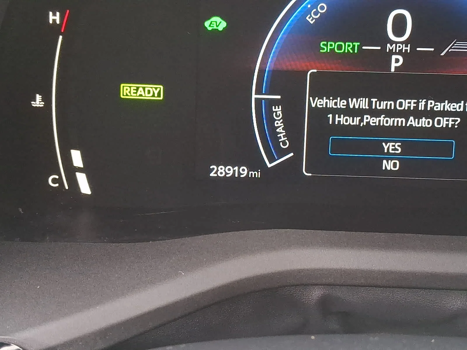 Used 2025 Ice Cap Toyota LE image 24