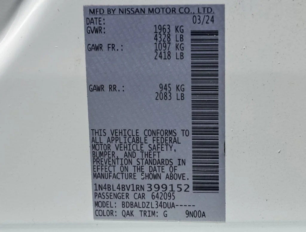 Used 2024 White Nissan 2.5 S image 32