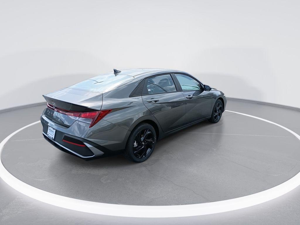 New 2026 Gray Hyundai SEL Sport image 8