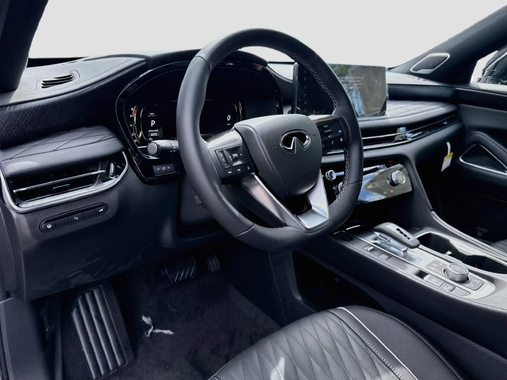New 2027 Black INFINITI AUTOGRAPH image 9