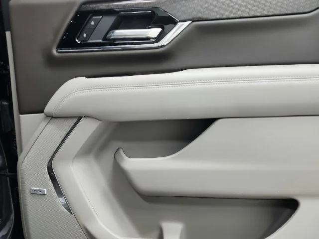 Used 2026 Silver GMC Elevation image 44