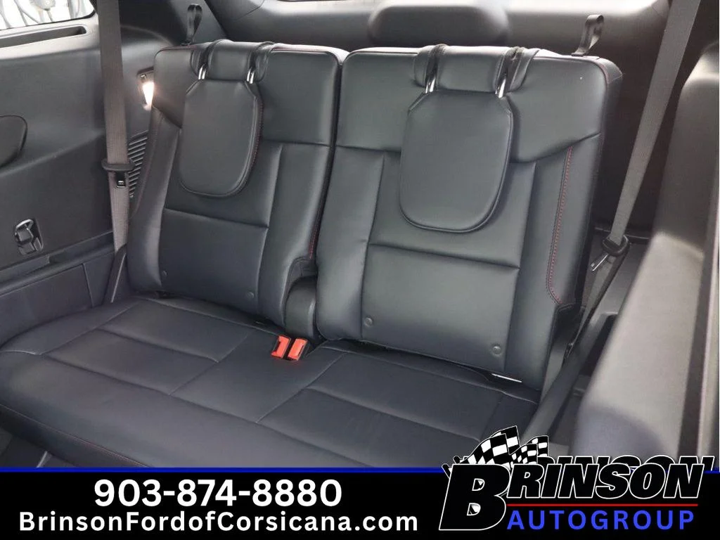 New 2026 Agate Black Metallic Ford ST-Line image 6