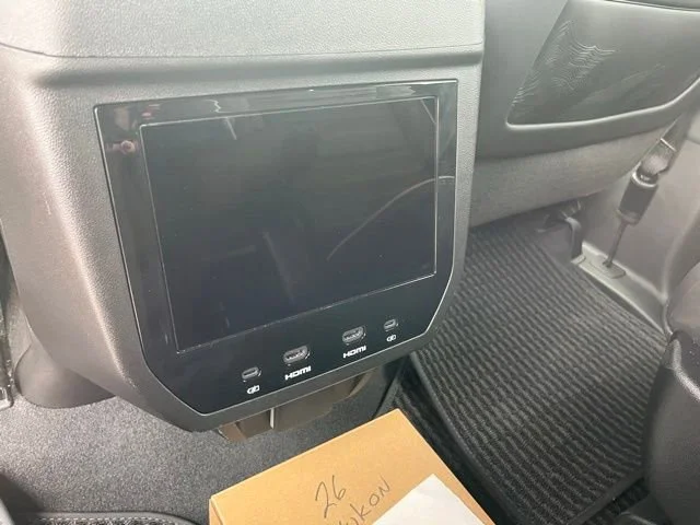 Used 2026 Onyx Black GMC Denali Ultimate image 21