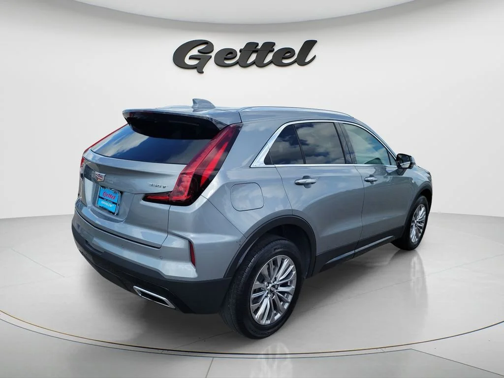 Used 2025 Argent Silver Metallic Cadillac Premium Luxury image 5