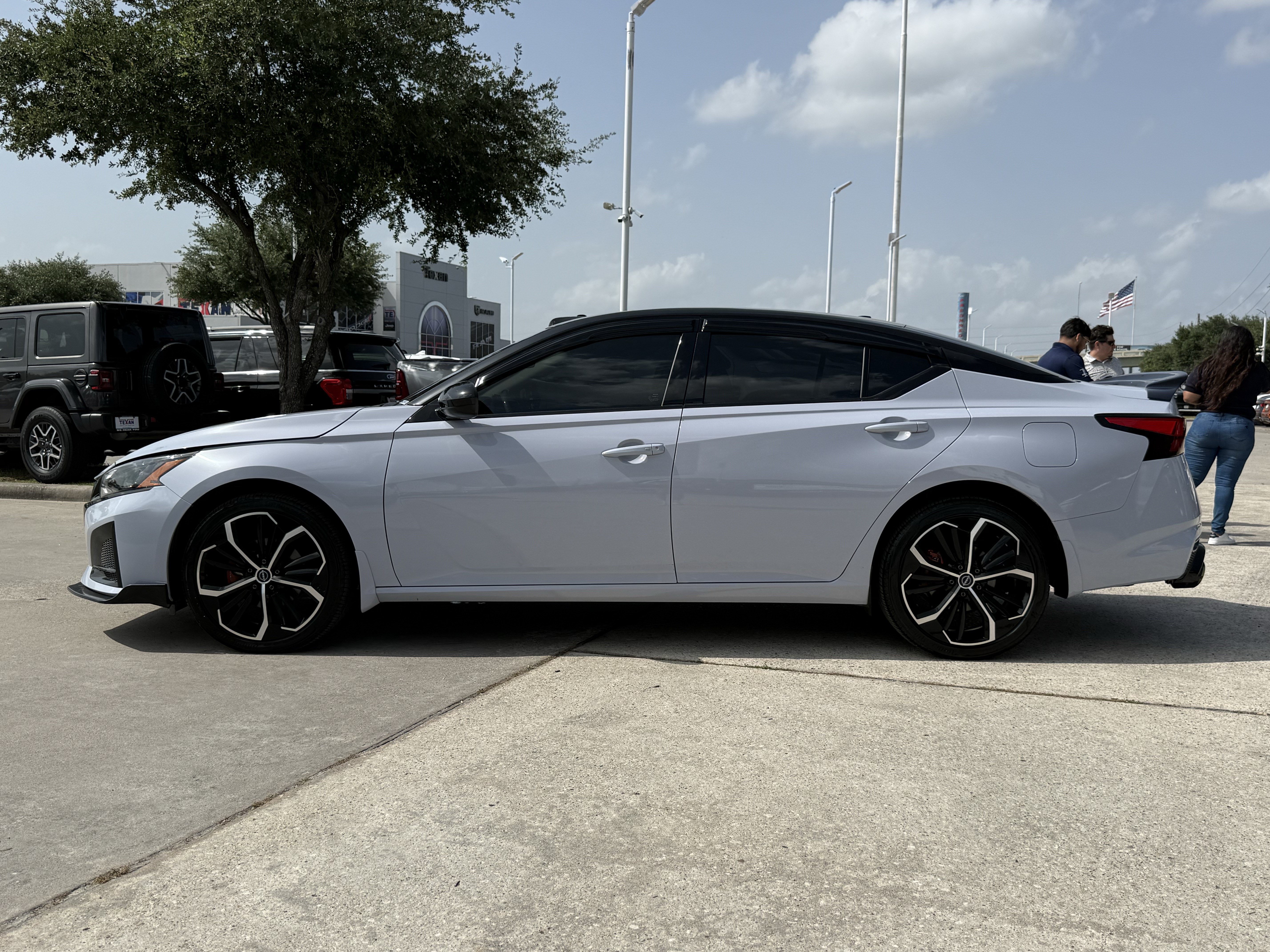 Used 2024 Gray Sky Pearl Nissan 2.5 SR image 7