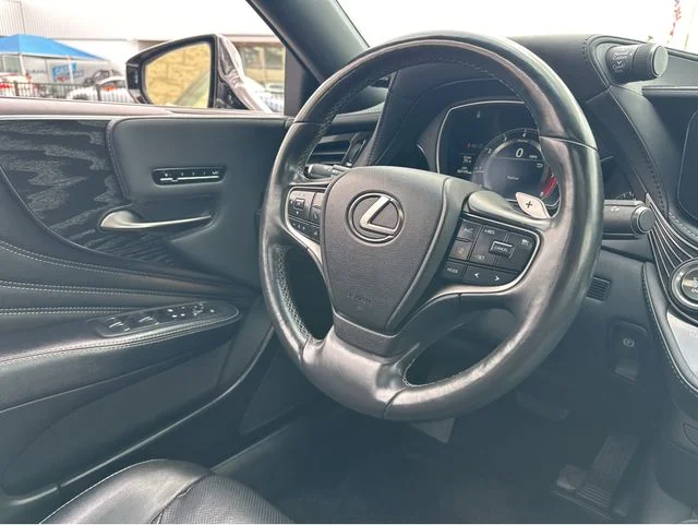 2022 Lexus LS Base - Photo 8