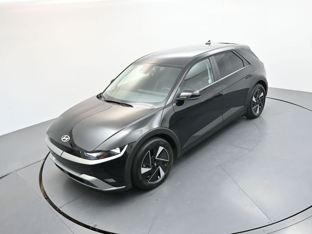 Used 2026 Abyss Black Hyundai SEL image 23