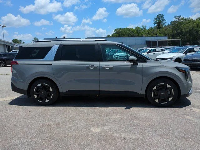 New 2026 Ceramic Silver Kia EX image 4