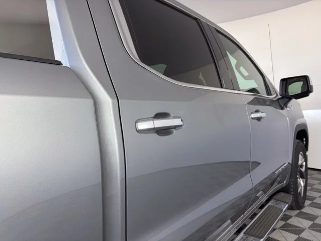 2026 GMC Sierra 1500 SLT - Photo 9