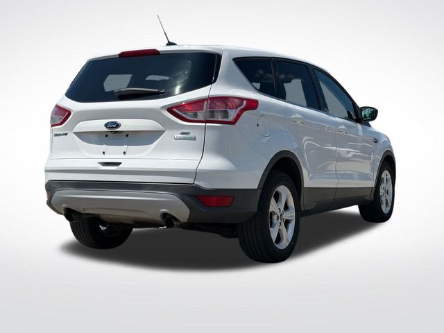 Used 2014 Oxford White Ford SE image 11