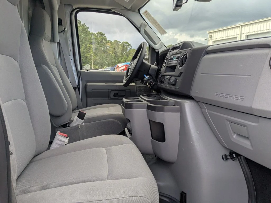 2026 Ford E-Series Cutaway Base - Photo 14