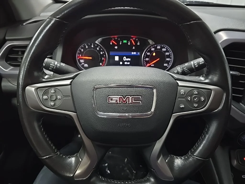 Used 2020 Black GMC AT4 image 21