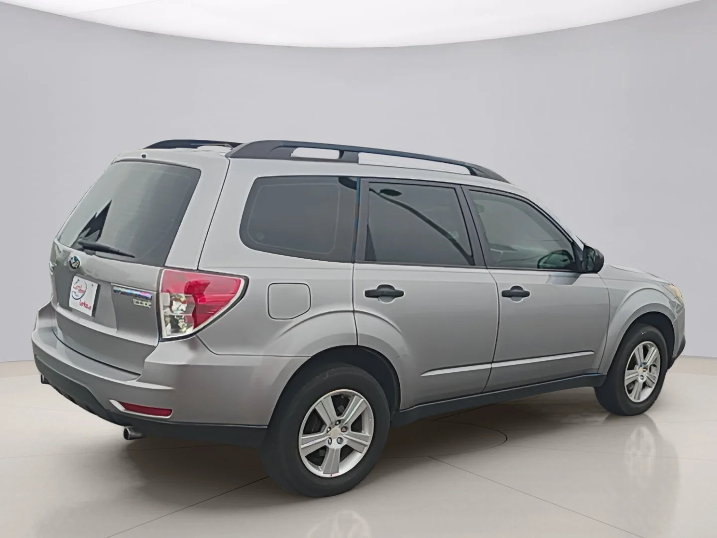 Used 2011 Silver Subaru 2.5X TOUR image 5