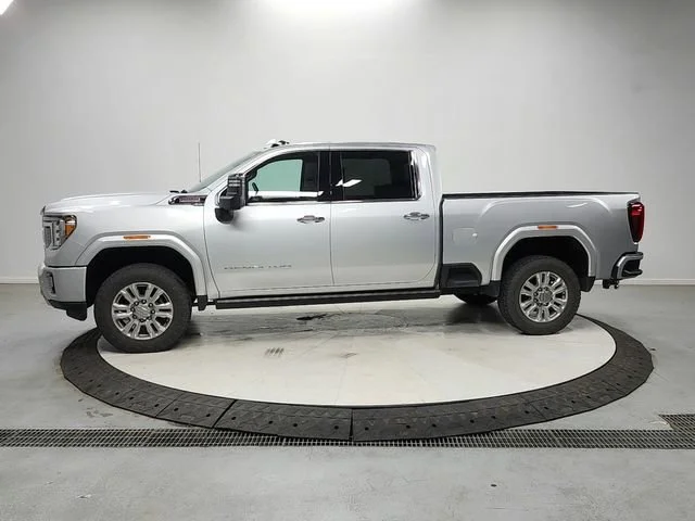 Used 2023 Quicksilver Metallic GMC Denali image 4