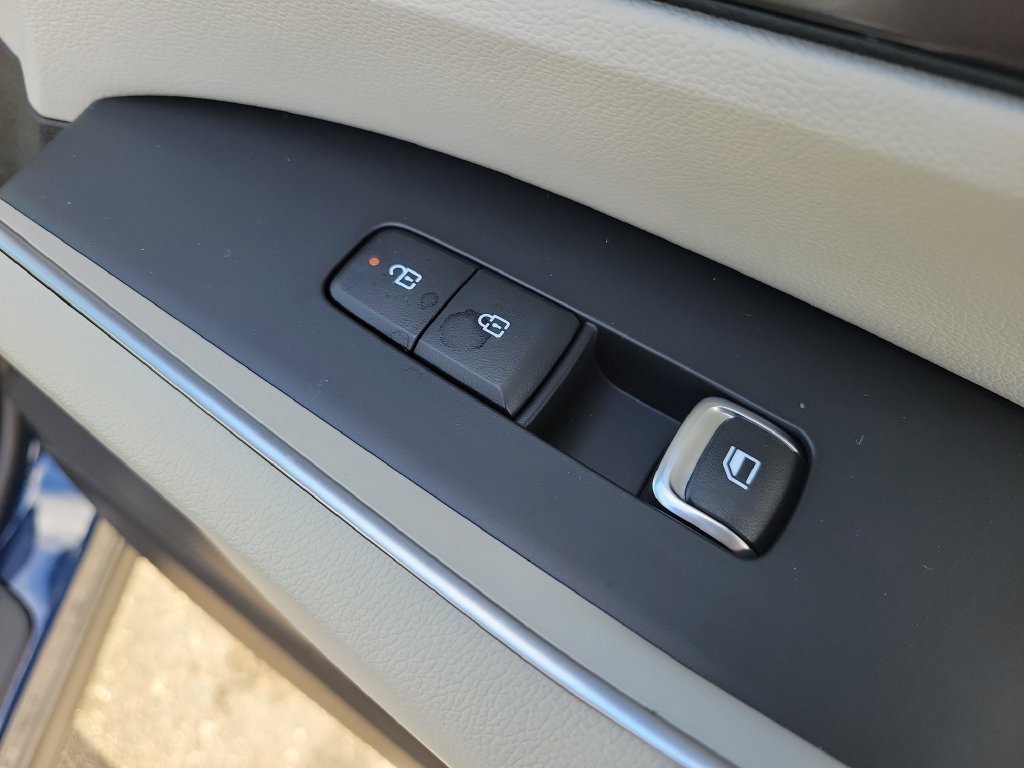 New 2026 Midnight Lake Blue Kia S image 11