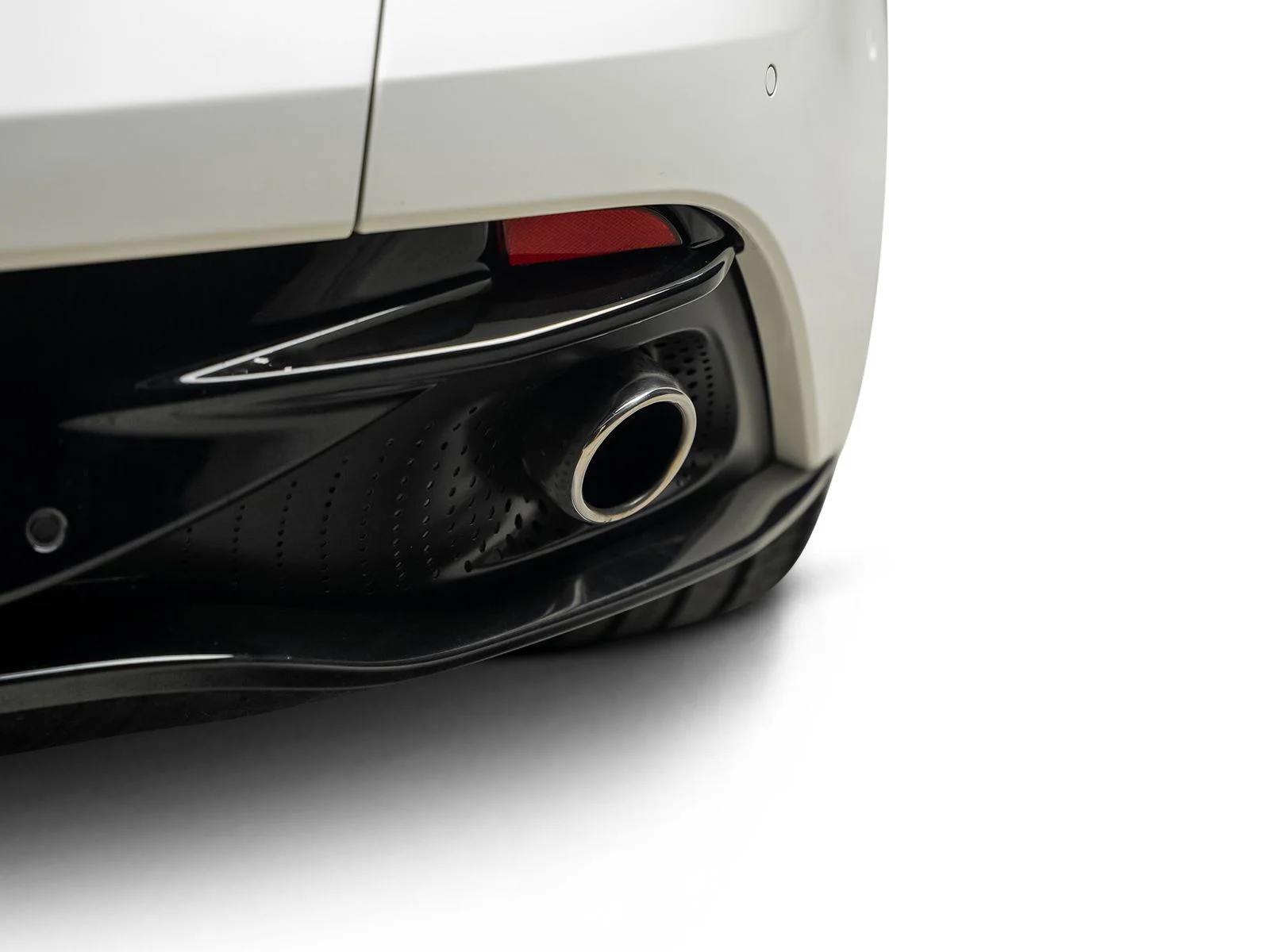 Used 2017 Gray Aston Martin Launch Edition image 16