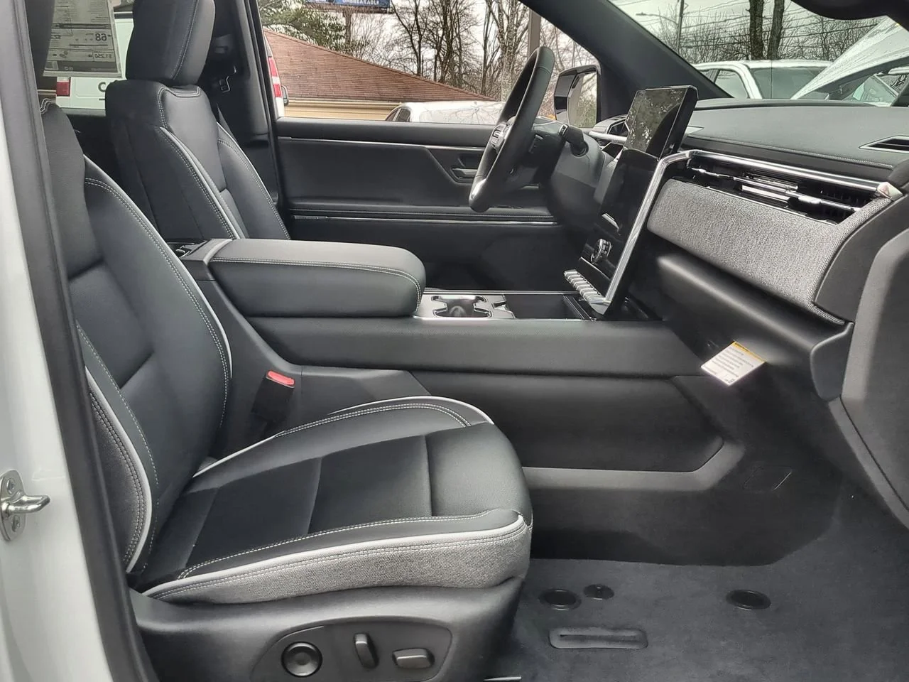 New 2026 Summit White GMC Elevation Extended Range image 27