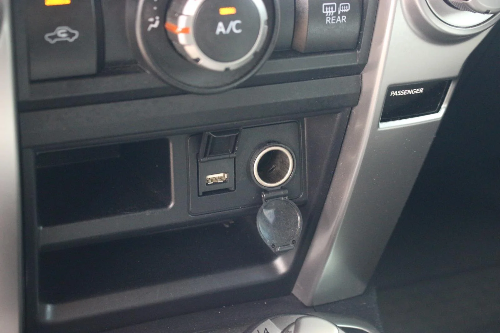 Used 2022 Black Toyota SR5 image 28