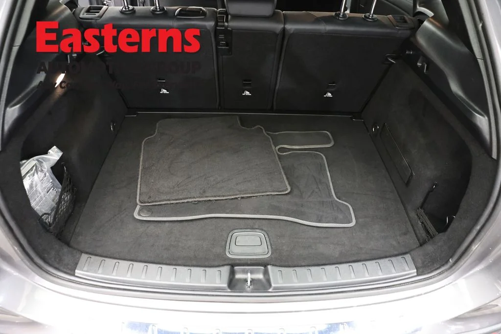 Used 2025 Gray Mercedes-Benz GLA 250 image 9