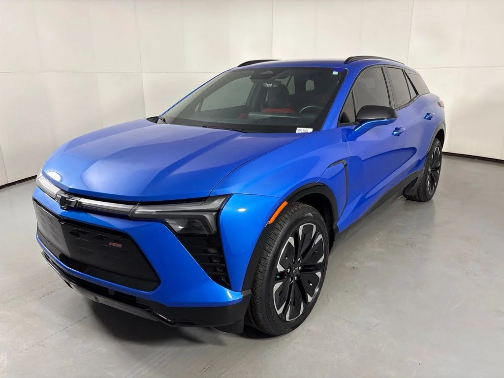 Used 2024 Blue Chevrolet RS image 4