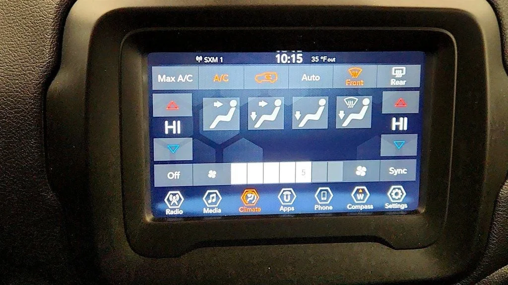 Used 2020 Jetset Blue Clearcoat Jeep Latitude 4x4 with Remote Start image 17