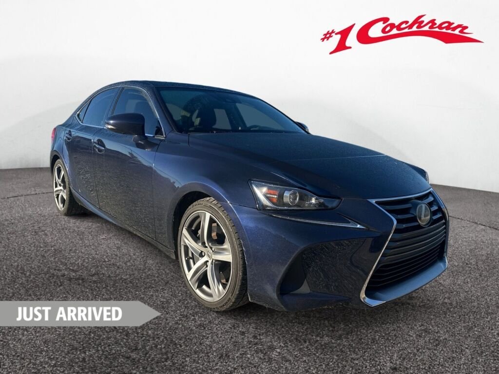 2017 Lexus IS