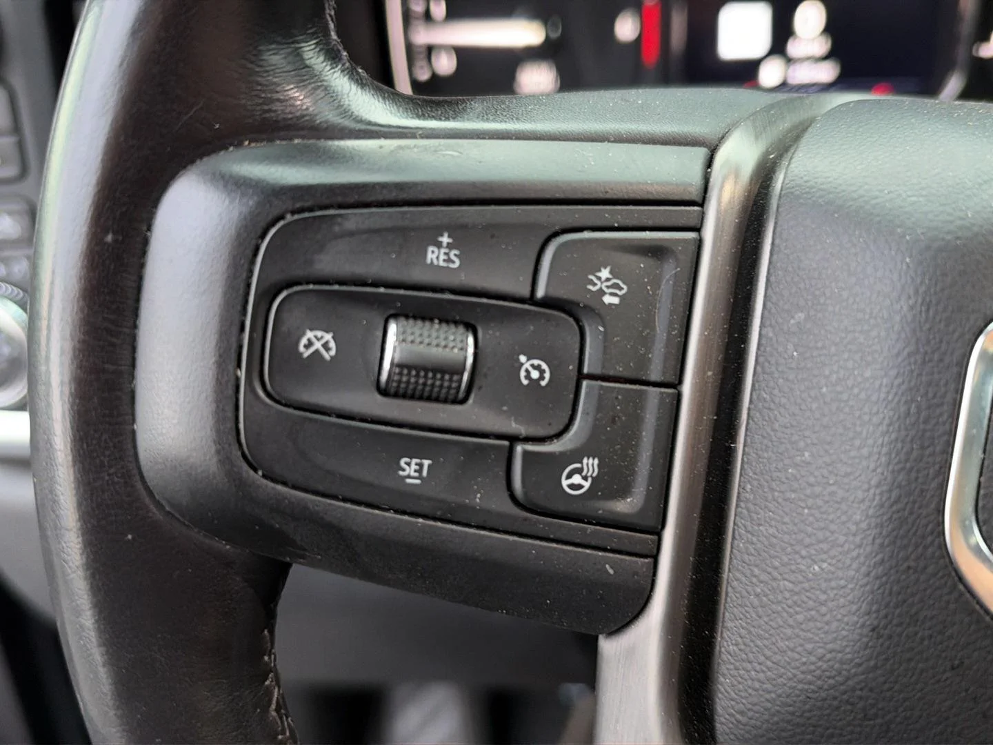 Used 2022 Onyx Black GMC Denali image 24