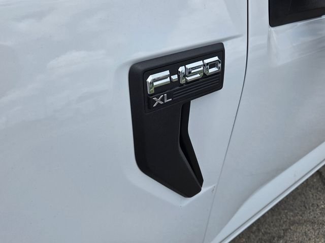 New 2026 Oxford White Ford XL image 40