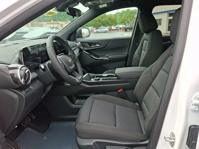 New 2026 White Chevrolet LT image 11