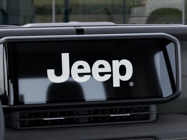 New 2026 Granite Crystal Metallic Clear-Coat Exterior Paint Jeep Mojave image 18