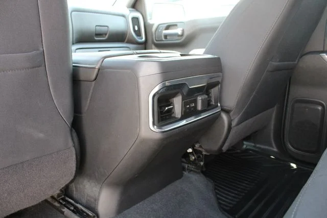 Used 2020 White GMC Elevation image 23