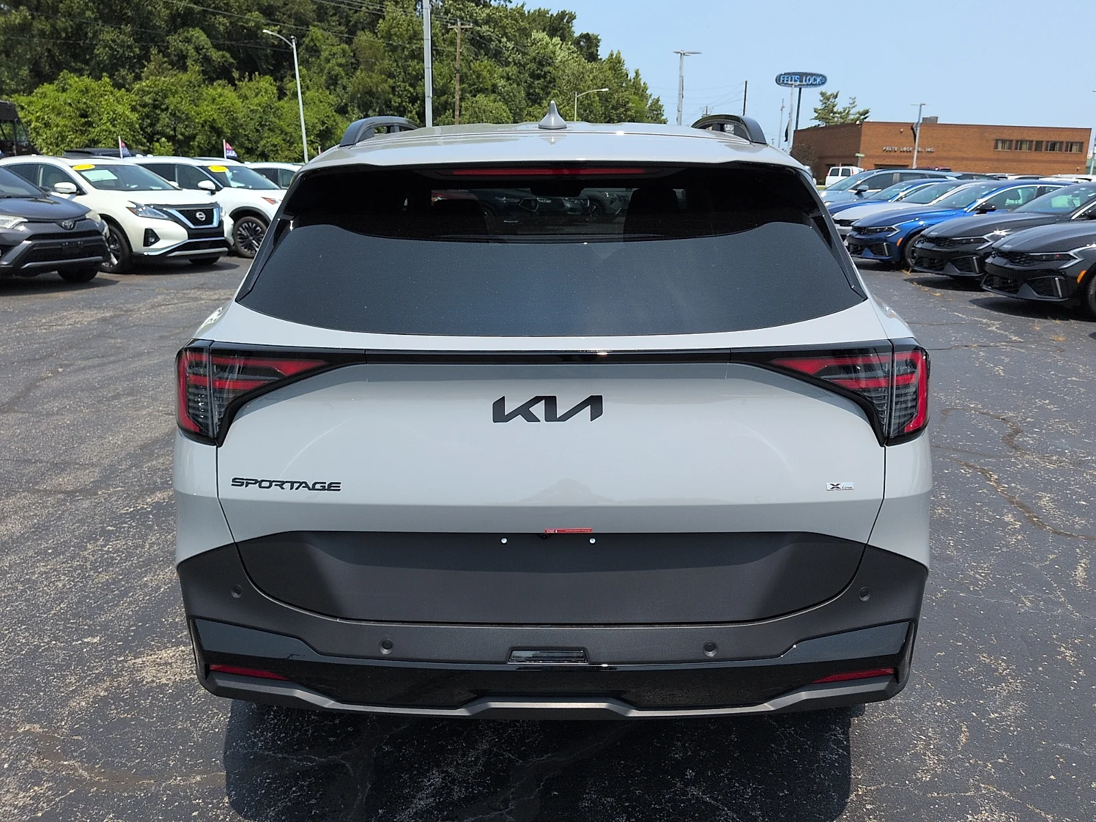 New 2026 Wolf Gray - C7S Kia X-Line image 6