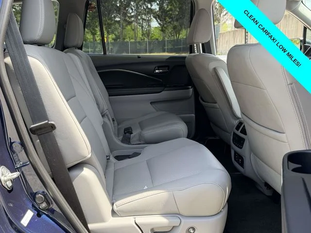 Used 2016 Obsidian Blue Pearl Honda Elite image 15