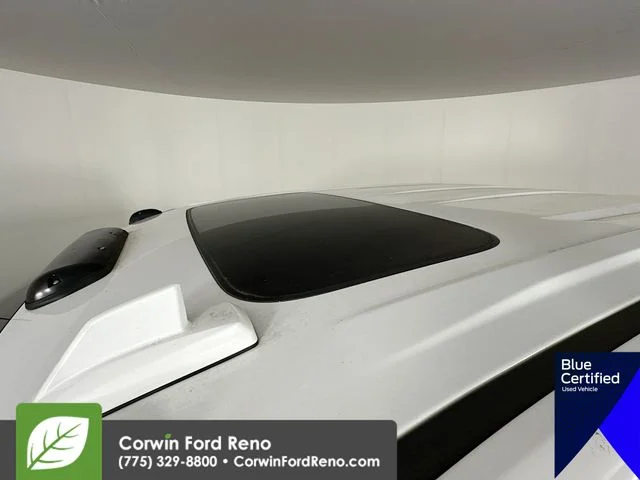 Used 2022 Summit White GMC Denali image 27