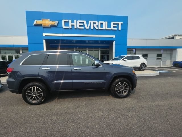 Used 2020 Slate Blue Pearlcoat Jeep Limited image 2