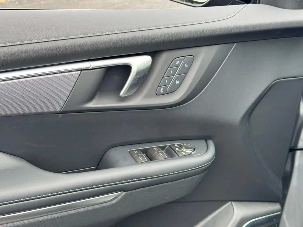 2026 Buick Enclave Sport Touring - Photo 15