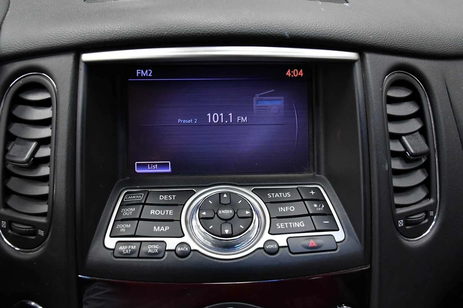 Used 2017 Graphite Shadow INFINITI  image 18