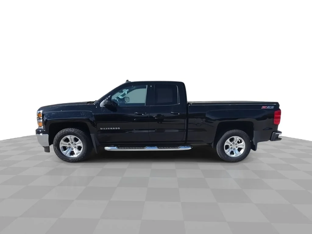 Certified Used 2015 Black Chevrolet LT image 5