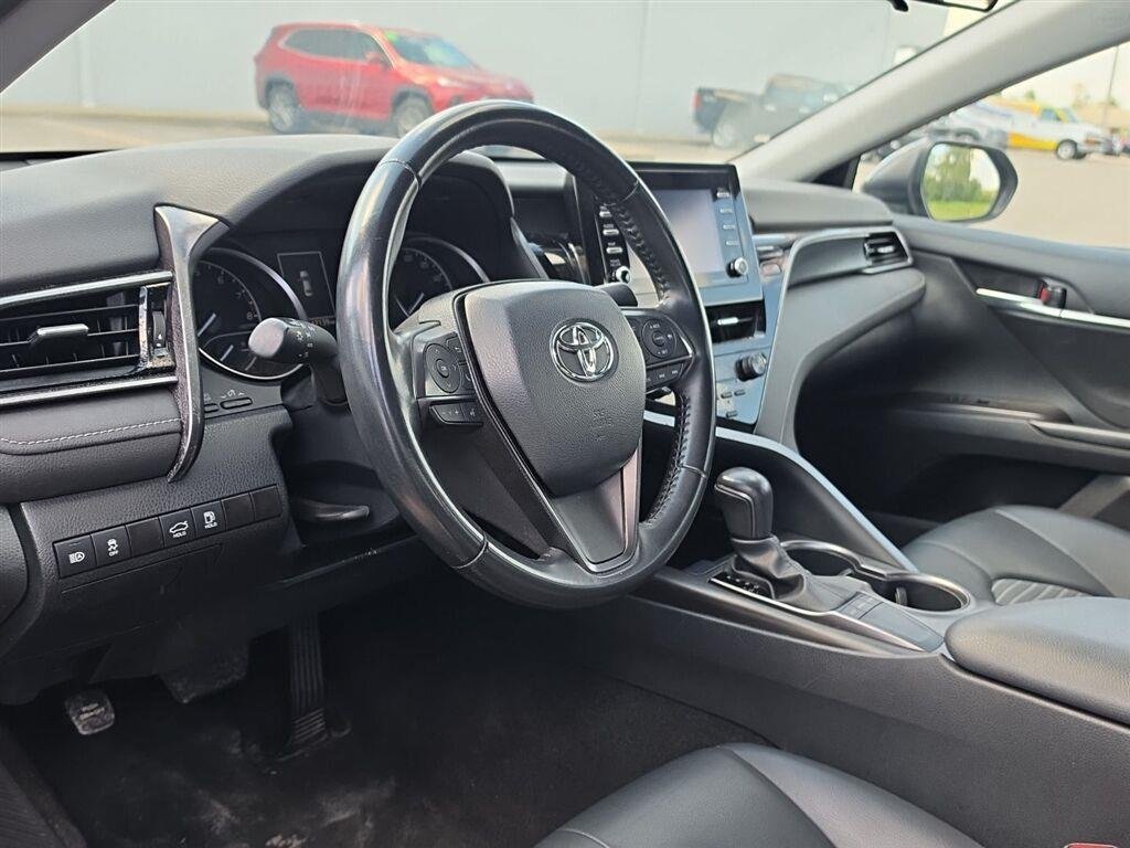 Used 2023 Midnight Black Metallic Toyota SE image 5