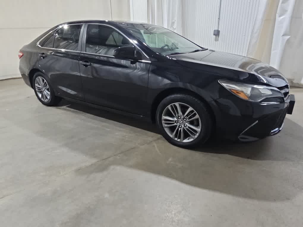 Used 2017 Midnight Black Metallic Toyota SE image 6
